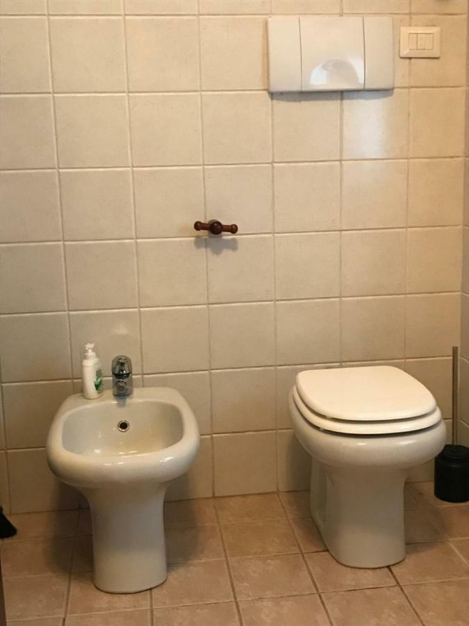 Delizioso Appartamento In Corte Vittuone Bagian luar foto